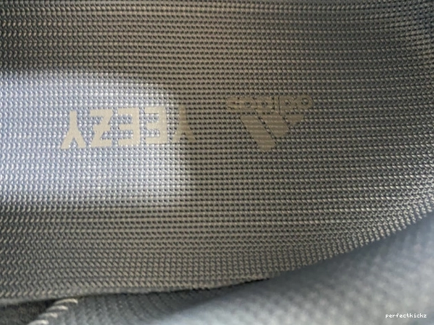 Yeezy V2 Sun GW0296 Adidas 700 Boost 0728
